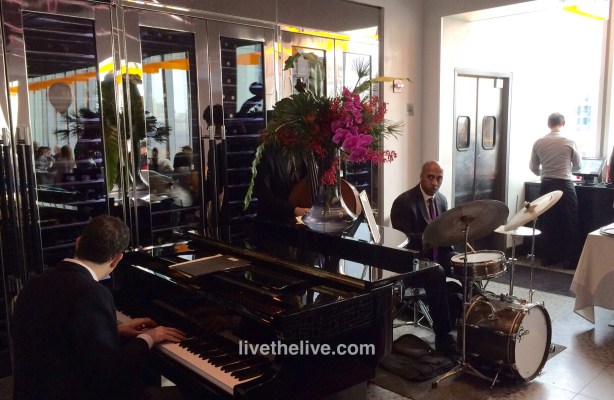 Live jazz for Sunday brunch at Robert.